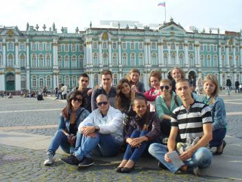 Студенти от ГФ на практика в Санкт Петербург, 2013