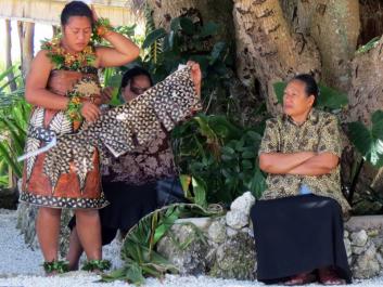 Хора от цял свят - Тонга, Тонгатапу